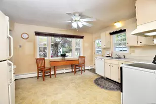 10 Meadow Ln, Old Lyme, CT 06371 - Photo 9