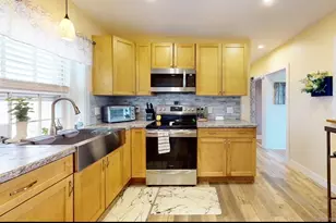 610 Wilmot Ave, Bridgeport, CT 06607 - Photo 7