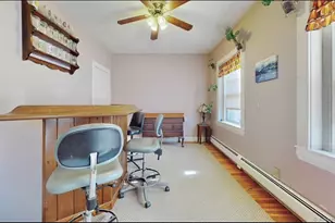 610 Wilmot Ave, Bridgeport, CT 06607 - Photo 11