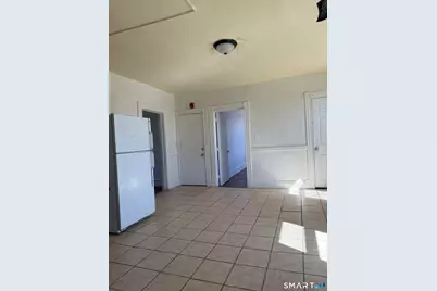 198 Oak Street, New Britain, CT 06051 - Photo 11