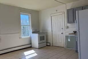 198 Oak St, New Britain, CT 06051 - Photo 9