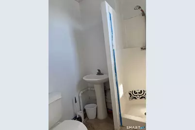 198 Oak Street, New Britain, CT 06051 - Photo 15