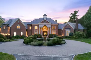 23 Robkins Rd, Avon, CT 06001 - Photo 1