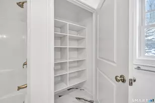 28 Hunting Rdg Rd, Middlebury, CT 06762 - Photo 35