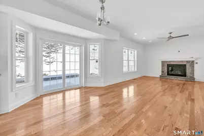 28 Hunting Ridge Road, Middlebury, CT 06762 - Photo 9