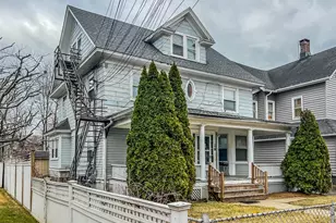 28 Chestnut St, Norwalk, CT 06854 - Photo 3