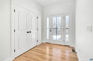 15 Hunting Rdg Rd, Middlebury, CT 06762 - Photo 3