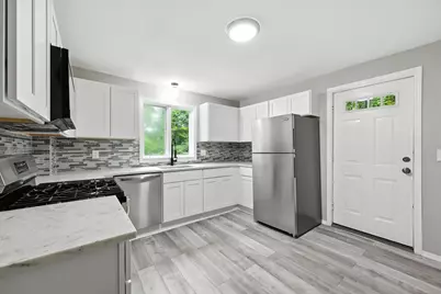 468 Perkins Avenue, Waterbury, CT 06704 - Photo 3
