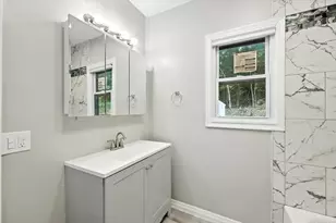 468 Perkins Ave, Waterbury, CT 06704 - Photo 7