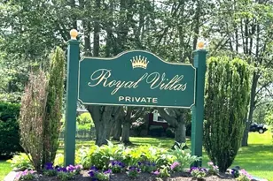 305 Hampton Ct, Newington, CT 06111 - Photo 13