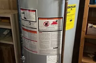 305 Hampton Ct, Newington, CT 06111 - Photo 3