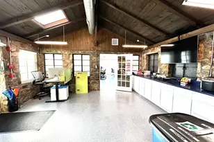 506 Whitfield St, Guilford, CT 06437 - Photo 9