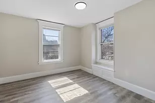 307 Dwight St, Waterbury, CT 06704 - Photo 31