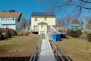 86 Hartland St, Hartford, CT 06112 - Photo 3