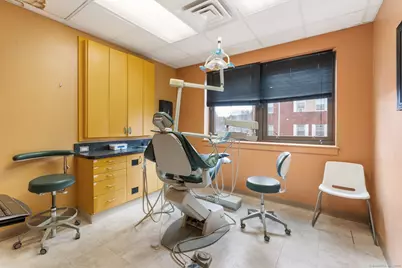 454 Park Street, Hartford, CT 06106 - Photo 9