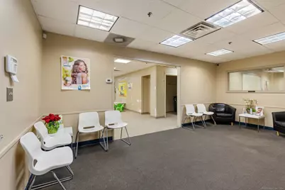 454 Park Street, Hartford, CT 06106 - Photo 3