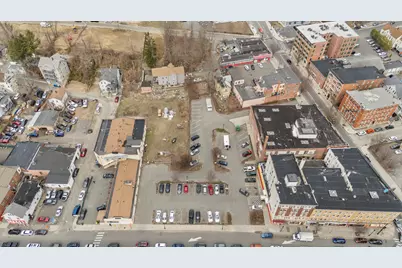 39 Willow Street, Waterbury, CT 06710 - Photo 13