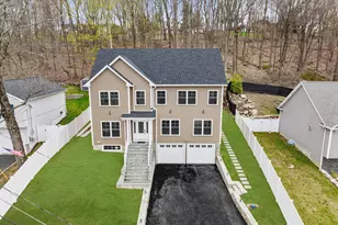 24 Hillandale Rd, Danbury, CT 06811 - Photo 3