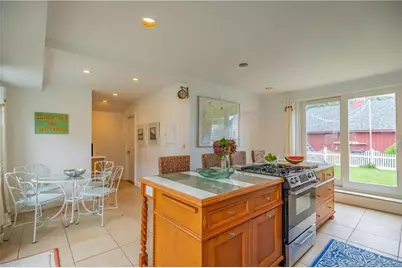 153 4th Avenue, Milford, CT 06460 - Photo 9