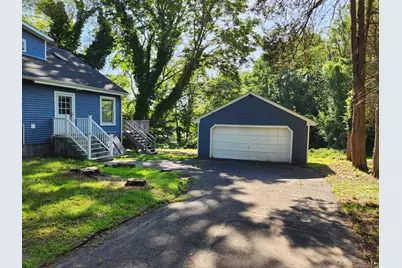 2449 Huntington Turnpike, Trumbull, CT 06611 - Photo 15