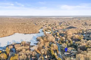 32 Main St, Essex, CT 06442 - Photo 13