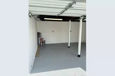 615 B E. Main Street #Garage, Stratford, CT 06614 - Photo 5