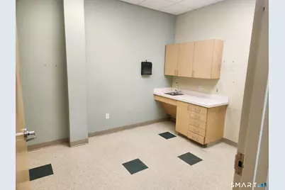 464 Boston Post Road, Orange, CT 06477 - Photo 5