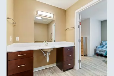 14 Godfrey Street, Groton, CT 06355 - Photo 11