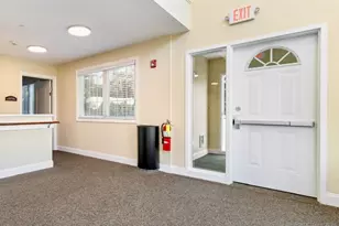 14 Godfrey St, Groton, CT 06355 - Photo 3