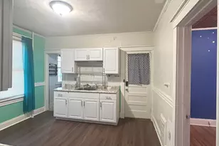 143 Brown St, Hartford, CT 06114 - Photo 9