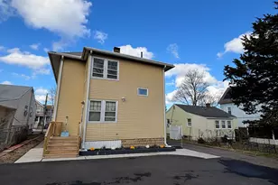 143 Brown St, Hartford, CT 06114 - Photo 19