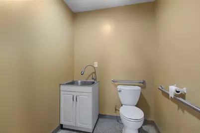 13 West Parkway #B, Plainfield, CT 06374 - Photo 15