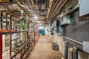 50 Beach Rd, Wolcott, CT 06716 - Photo 35