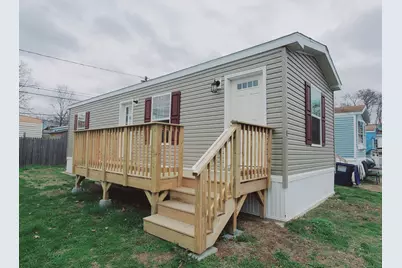 525 East Main Street #8, Branford, CT 06405 - Photo 1