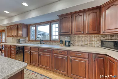 1833 Mountain Road, Torrington, CT 06790 - Photo 23