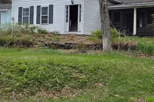 297 Main St, Hampton, CT 06247 - Photo 3