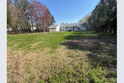 71 Schiller Road, Fairfield, CT 06825 - Photo 3