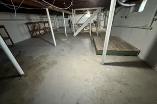 71 Schiller Rd, Fairfield, CT 06825 - Photo 27