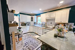 935 Gaylord Mountain Rd, Hamden, CT 06518 - Photo 7