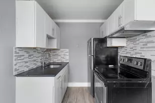 191 Oak St, Bridgeport, CT 06604 - Photo 7