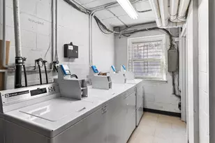 191 Oak St, Bridgeport, CT 06604 - Photo 27