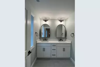 23 Chatsworth Court, Manchester, CT 06042 - Photo 27