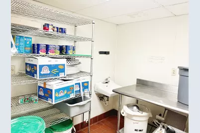 647 Stanley Street, New Britain, CT 06051 - Photo 23