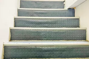 647 Stanley St, New Britain, CT 06051 - Photo 25