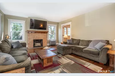 21 Vanderbilt Road, West Hartford, CT 06119 - Photo 9