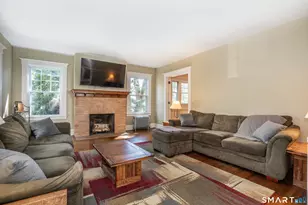 21 Vanderbilt Rd, West Hartford, CT 06119 - Photo 9