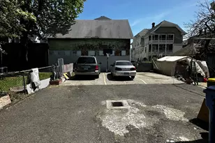 50 Chestnut Ave, Waterbury, CT 06710 - Photo 5