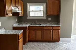 50 Chestnut Ave, Waterbury, CT 06710 - Photo 11