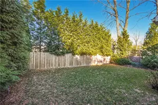 60 East Ave, New Canaan, CT 06840 - Photo 19