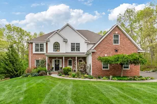 45 N Gate Rd, Woodbury, CT 06798 - Photo 1